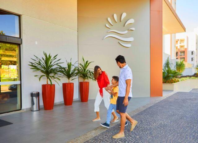 Caldas Novas Privê Alta Vista Thermas Resort - Sensacional! Apto Suíte Luxo 02 Quartos até 06 pessoas - Incrível! Extérieur photo