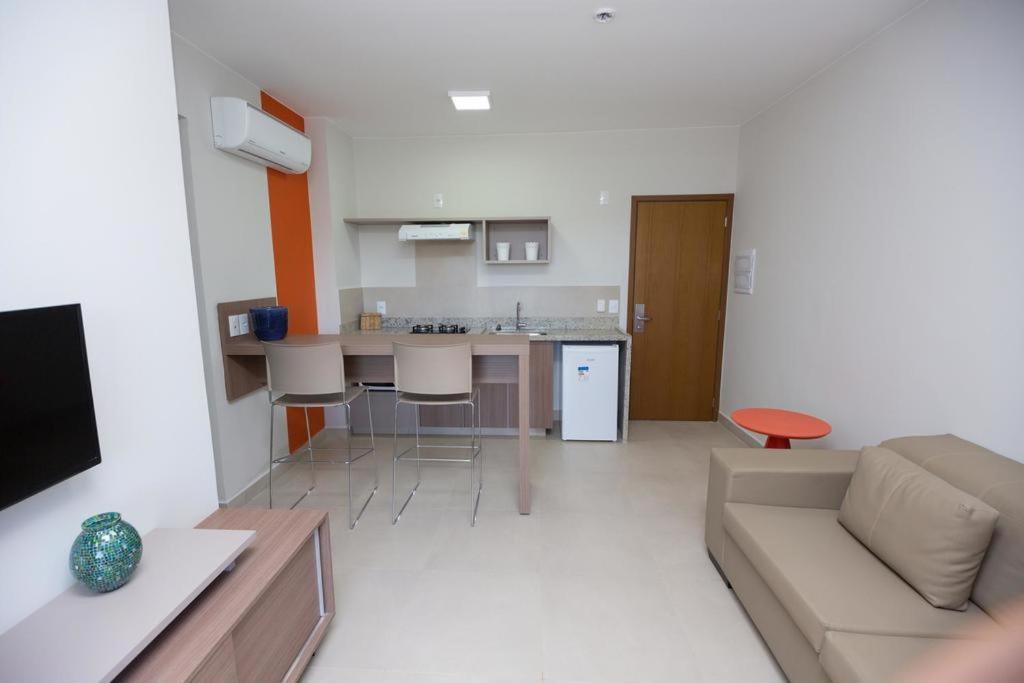 Caldas Novas Privê Alta Vista Thermas Resort - Sensacional! Apto Suíte Luxo 02 Quartos até 06 pessoas - Incrível! Extérieur photo